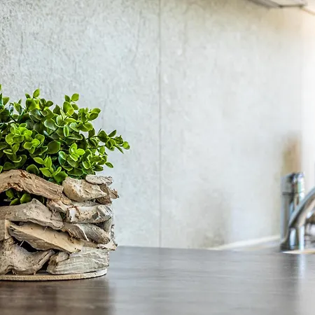 Promenadenvilla 03 11 *