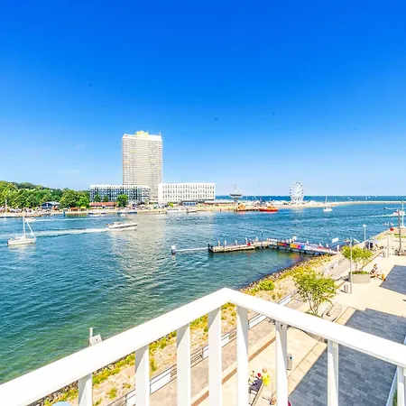 Promenadenvilla 03 11 *